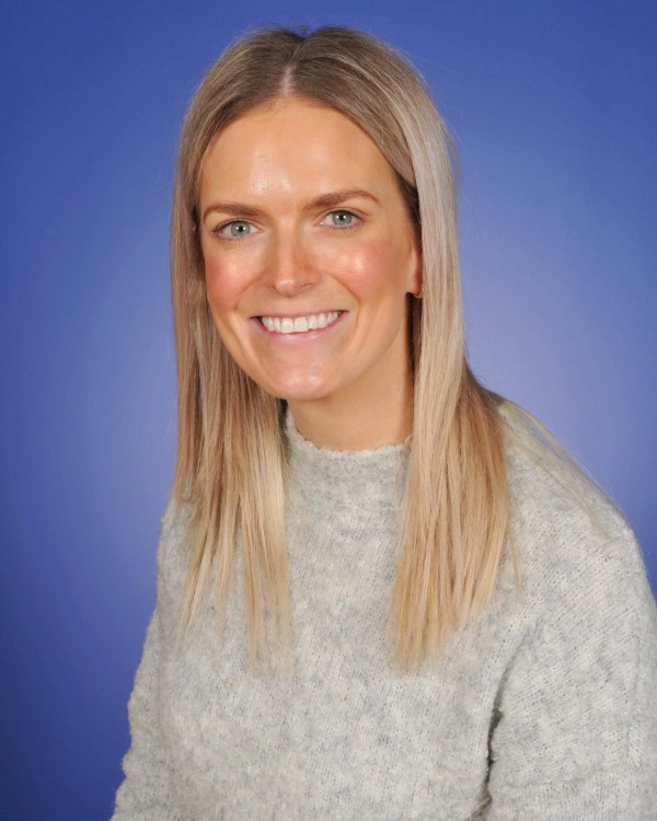 Miss E Dickinson Image